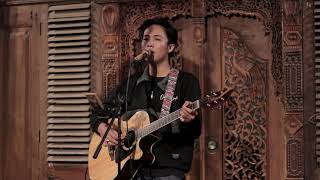 Download lagu Akhirnya Ku Menemukanmu - NAFF - cover Adit Sopo at Joglo Teduh mp3