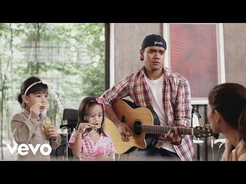 download lagu mp3 mp4 Alif Satar Setiap Hari, download lagu Alif Satar Setiap Hari gratis, unduh video klip Alif Satar Setiap Hari