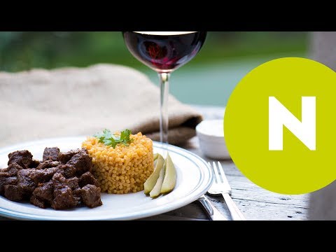 Vörösboros marhapörkölt, tarhonyával | Nosalty