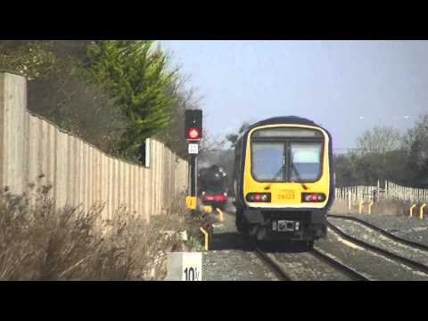 Irish Rail 29000 DMU 29023 departs and RPSI 461 + cravens arrives at Dunboyne
