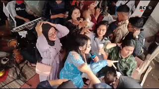 Download lagu leuyang medley Opetz Tarompet feat SR. entertainment  support SOUND sistym RCS. 01 (live regol) mp3
