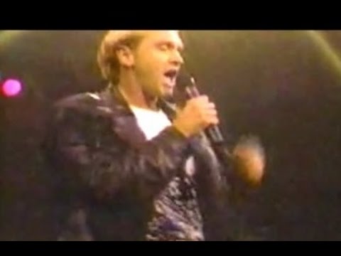 WANG CHUNG (Live) - EVERYBODY HAVE FUN TONIGHT (Rare Live 80s)
