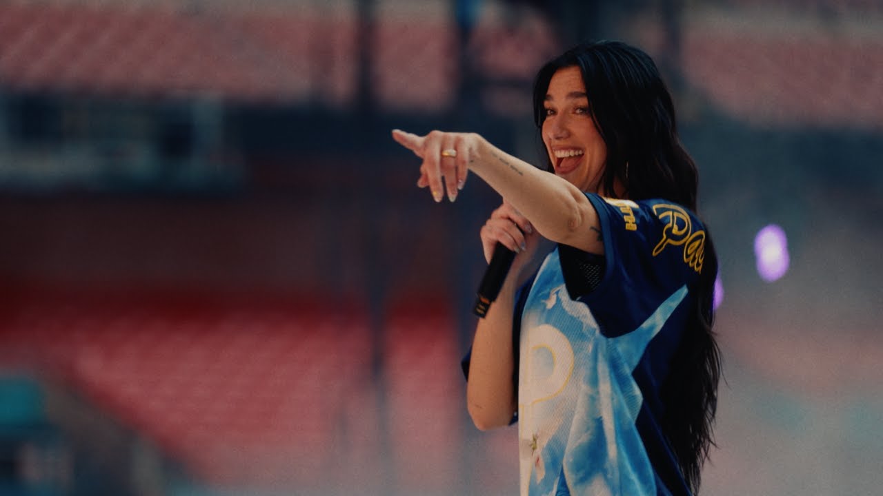 Dua Lipa - The Beat Before (Wembley Stadium) - YouTube