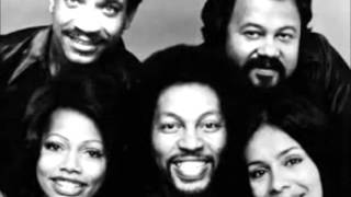 The Fifth Dimension  --  One Less Bell To Answer + Wedding Bell Blues