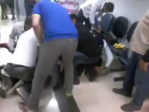 Joven enloquece por jugar Pokémon GO