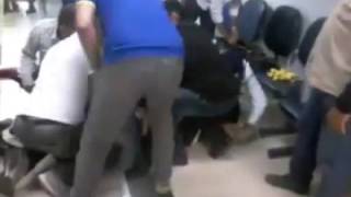 Joven enloquece por jugar Pokémon GO