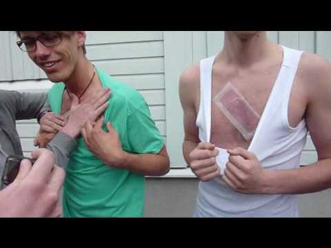 36. Vaxa bröstet på två killar