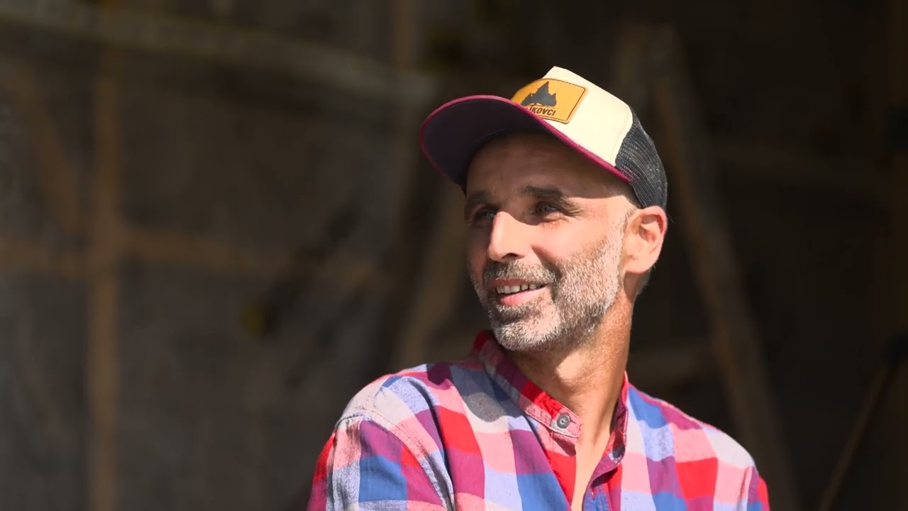 Rubrika Urob si sám z relácie Na chalupe - Jeseň 2025 č.19 Chatka na kolesách 3 - Lukáš Urblík