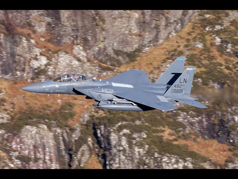 Brawler flight of USAF F-15 Strike Eagles low level flying in the Scottish Highlands 4K