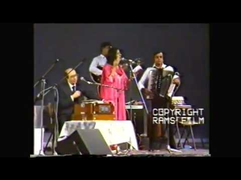 MILTE HI AANKHAIN DIL....LIVE