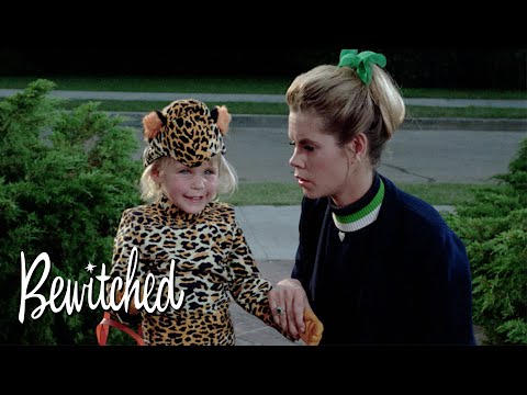 Samantha And Tabitha Celebrate Halloween I Bewitched