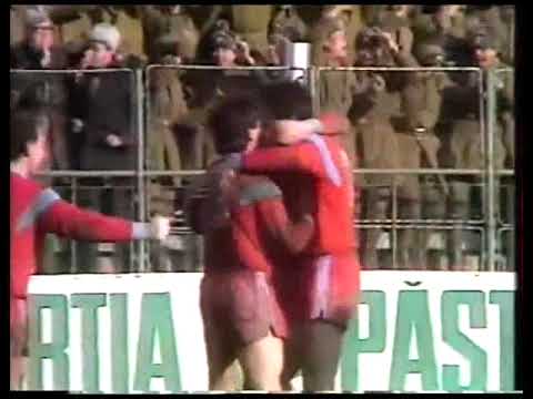 Steaua-Glasgow Rangers 2-0 (1988), goluri Piturca si Iovan. Hagi era Maradona din Carpati