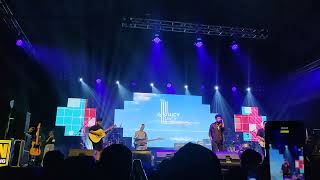 Download lagu Tak Terbaca - Juicy Luicy mp3 Download lagu Tak Terbaca - Juicy Luicy mp3