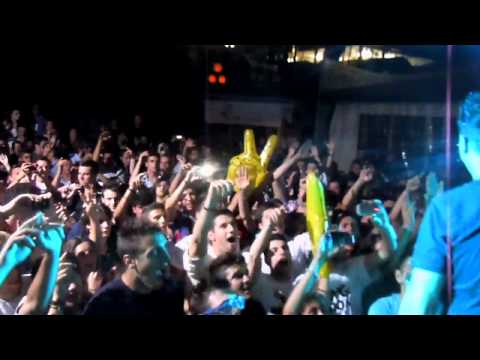 Two Fingerz feat. Simon De Jano LIVE @  Le Fonti di Recoaro 09/09/2011 - Kong Fusion is True