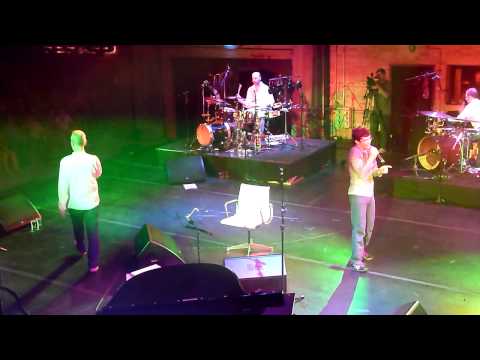 Elza Soares, Celso Sim e Zé Miguel Wisnik (10/2011) 6