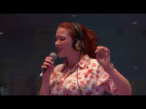 Lea Likar: Pride tak dan (živo Prva vrsta)