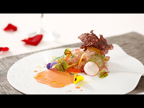 Tartare di ricciola su gazpacho di arance | Chef Deg | Saporie