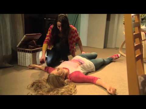 Neighbours: Monday 20 January - Clip