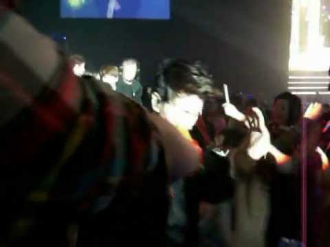 SS4 Paris - Passage dans les gradins !!