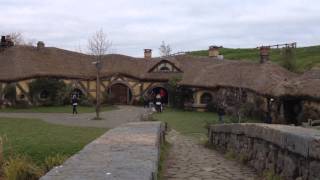 preview picture of video 'Hot Springs and Hobbits [Rotorua]'