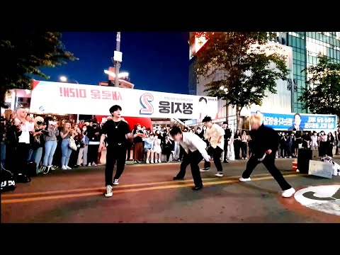 AQA. SINCHON ROAD BUSKING. DYNAMIC MESMERIZING LEGENDARY PERFORMANCE.