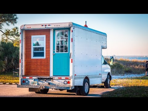 Tour durch unseren Tiny House Camper (Kastenwagen-Umbau)