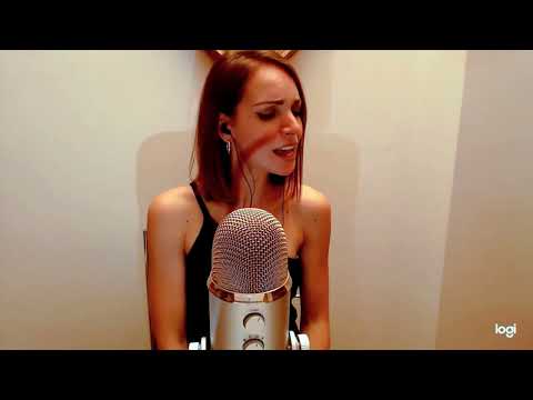 Female Wedding Singer in Tuscany Italy - Live Sample