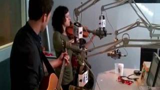 CARRIE RODRIGUEZ - &quot;La Puñalada Trapera&quot; - LIVE w/ WAYNE POWERS - WBT