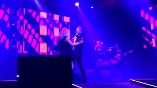 Hombre de tu Vida (feat. Emma Marrone) - David Bisbal (Madrid)