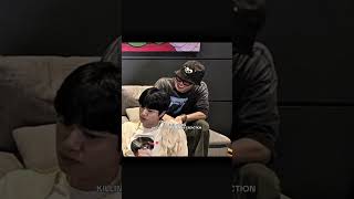 Download lagu Jimin singing killin it girl and Jhope's reaction ๐ mp3 Download lagu Jimin singing killin it girl and Jhope's reaction ๐ mp3