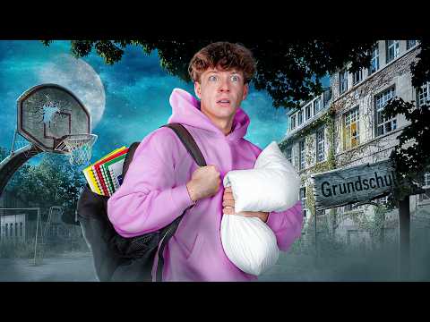 I'm spending 1 NIGHT in an ABANDONED SCHOOL! 😱 (I'm terrified!!!)