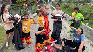 Download lagu Drama pendek | LOMBA BANTENGAN BEROT BERHADIAH BANTENGAN BEROT HITAM PUTIH mp3 Download lagu Drama pendek | LOMBA BANTENGAN BEROT BERHADIAH BANTENGAN BEROT HITAM PUTIH mp3