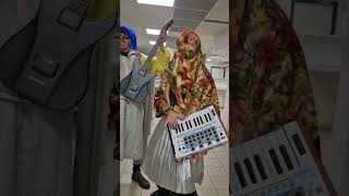 Download lagu HRNY & SXY - KLAKMATRAK mp3