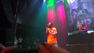 Juicy J-One of Those Nights Live/Makes out with girl from the crowd