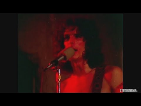 Pescado Rabioso - Despiertate Nena - REMASTERIZADO - Audio Mejorado