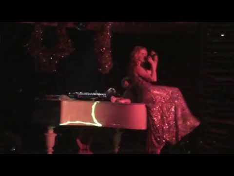 Katrin Moro - Tour (2011)