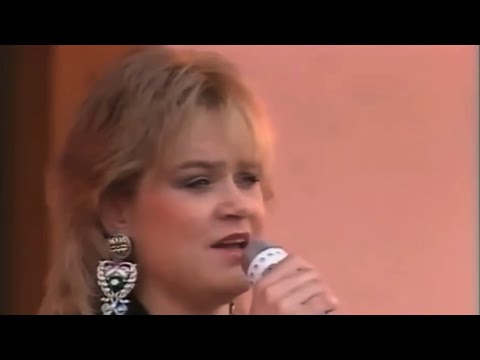 Monica Törnell - Mellan Raderna (Kom Till Mig)