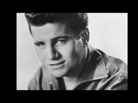 Little Boy Sad  -   Johnny Burnette