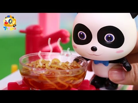 Panda Kiki and Miumiu's Noodle Cooking Competition | Play Dough for Kids | Kids Toys | ToyBus