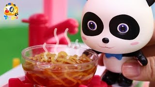 Panda Kiki and Miumiu&#39;s Noodle Cooking Competition | Play Dough for Kids | Kids Toys | ToyBus