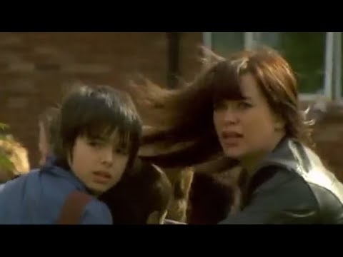 Fleeing the Army | Torchwood: Children of Earth | BBC Studios