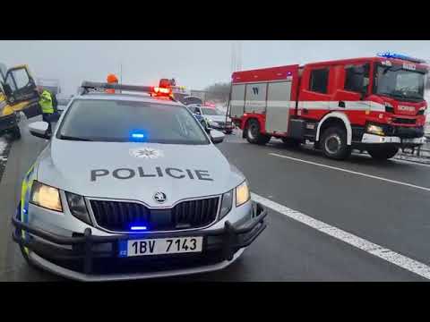 Hromadná nehoda 40 aut se stala dnes na dálnici D1
