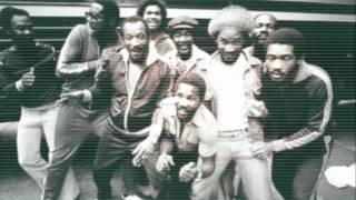 Toots and The Maytals - Walking On The Moon