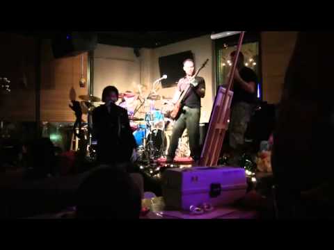 Omnivus Live-ReBirth - 'Mirror and I' - @ Wired Coffee (Hendersonville, TN) - December 14th, 2012