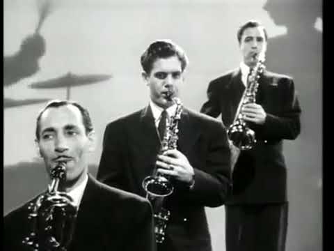 Soundie: Stan Kenton - Reed Rapture (1942)