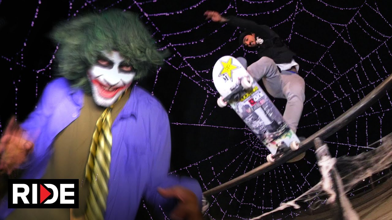 Hoefler, Wacson Mass y más celebrando Halloween