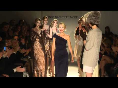 LANGE NACHT DER MODE: SONJA KIEFER, MARCEL OSTERTAG, TOM REBL RUNWAY