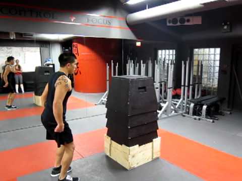 CrossFit BC - 51 1/2" Box Jump - Mantis