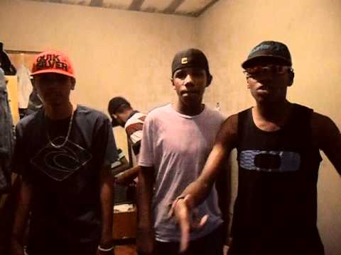 #MC VINI DA  ZL #MC TECO ZL #MC CEZAR HR #MC DANILO-SP MEDLEY MONSTRO !* (DJ MATHEUS.PDI)