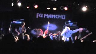 Fu Manchu "nothing done" live halloween night 2009 springa / SSD singing